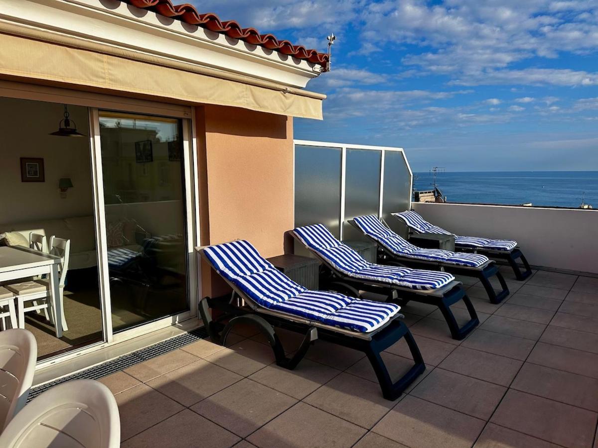 904 - Rooftop In Center, 100m Away Appartamento